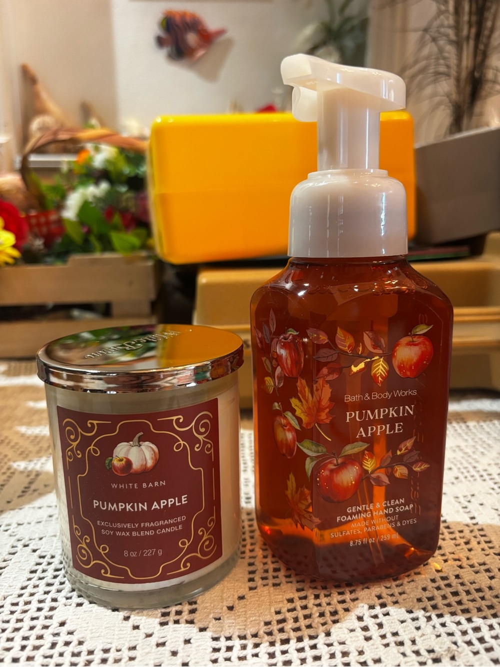 (2026)Bath & Body Works Pumpkin Apple Gentle Foaming Hand Soap & Candle